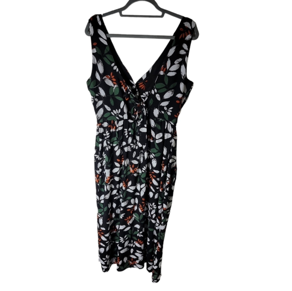 Arianna by Howard's sleeveless floral print v neck dress size large